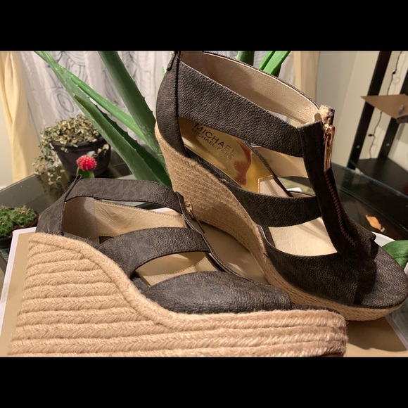 Michael Kors Wedges - Picture 6 of 6